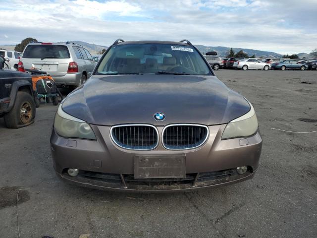 WBANN73596CN00668 - 2006 BMW 530 XIT BROWN photo 5