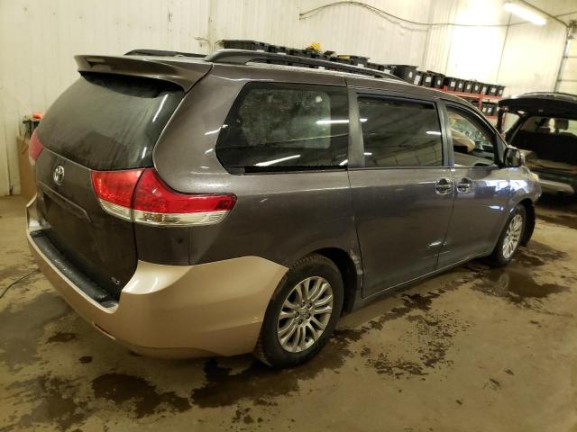 5TDYK3DC2DS392789 - 2013 TOYOTA SIENNA XLE CHARCOAL photo 3