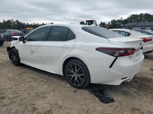 4T1G11AK9RU244071 - 2024 TOYOTA CAMRY SE NIGHT SHADE WHITE photo 2