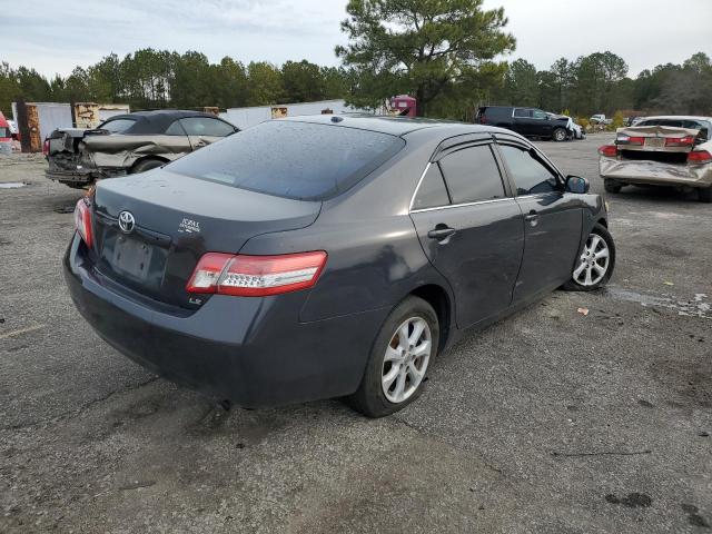 4T1BF3EK9AU112918 - 2010 TOYOTA CAMRY BASE GRAY photo 3