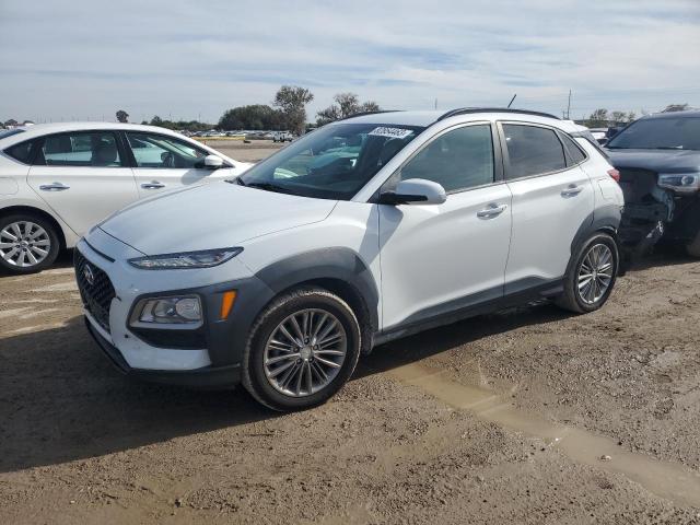 KM8K22AA7JU111608 - 2018 HYUNDAI KONA SEL WHITE photo 1