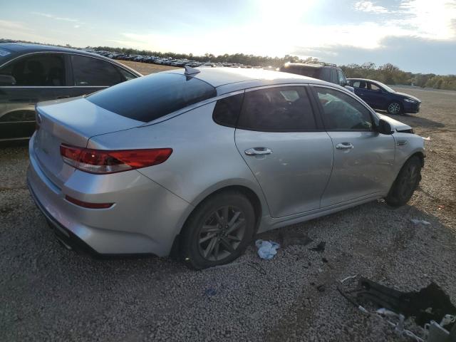 5XXGT4L32KG325995 - 2019 KIA OPTIMA LX SILVER photo 3