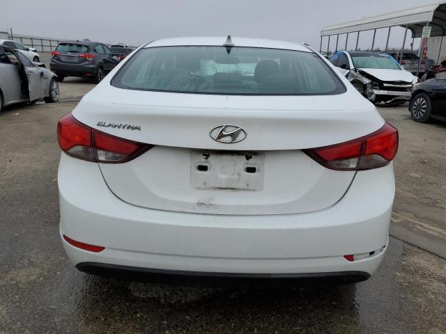 5NPDH4AE6FH614154 - 2015 HYUNDAI ELANTRA SE WHITE photo 6