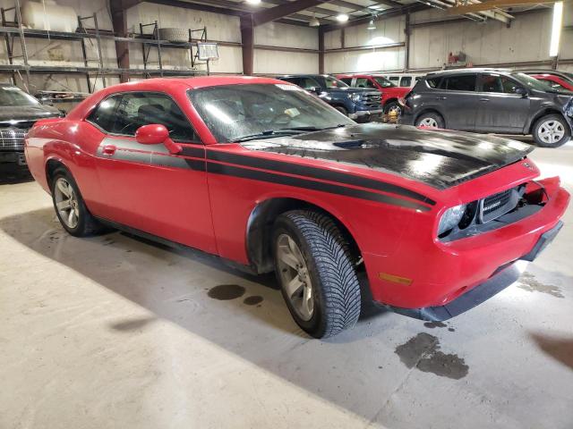 2B3LJ44V49H559326 - 2009 DODGE CHALLENGER SE RED photo 4