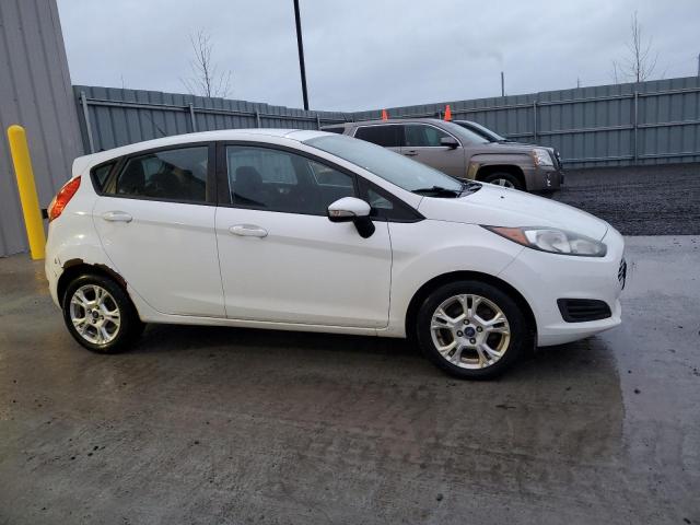 3FADP4EJ4EM141184 - 2014 FORD FIESTA SE WHITE photo 4