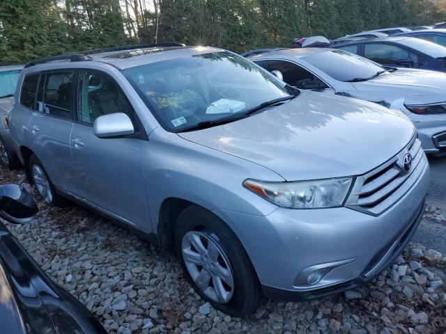 5TDBK3EH5DS267897 - 2013 TOYOTA HIGHLANDER BASE SILVER photo 4