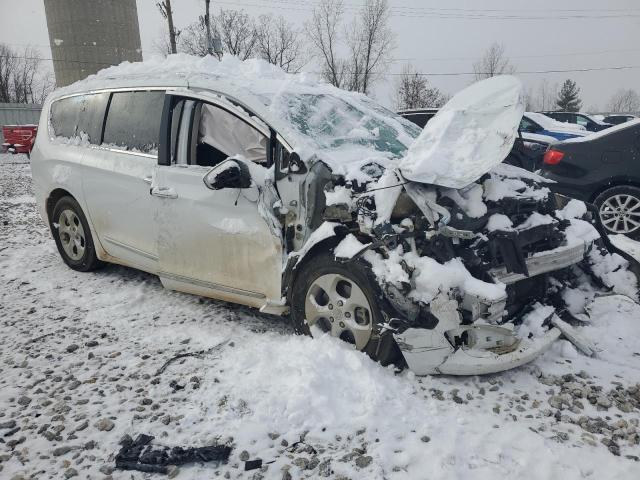 2C4RC1EG2HR835691 - 2017 CHRYSLER PACIFICA TOURING L PLUS WHITE photo 4