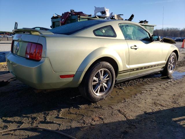 1ZVFT80N455238517 - 2005 FORD MUSTANG GREEN photo 3