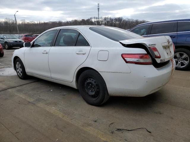 4T1BF3EK5AU577793 - 2010 TOYOTA CAMRY BASE WHITE photo 2