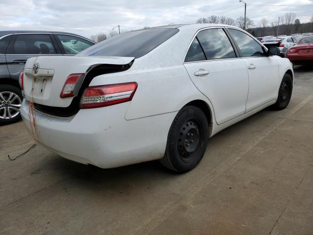 4T1BF3EK5AU577793 - 2010 TOYOTA CAMRY BASE WHITE photo 3