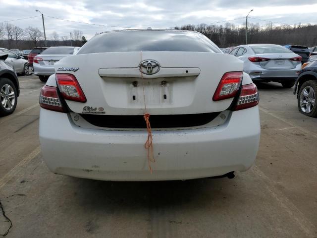 4T1BF3EK5AU577793 - 2010 TOYOTA CAMRY BASE WHITE photo 6