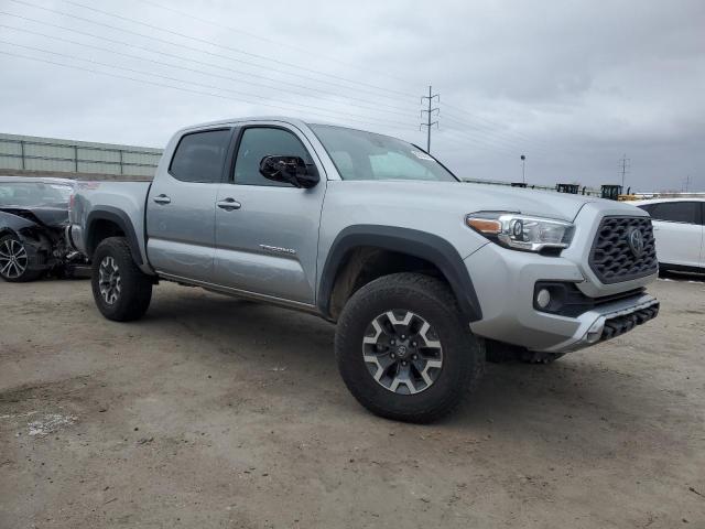 3TMCZ5AN2NM488690 - 2022 TOYOTA TACOMA DOUBLE CAB SILVER photo 4