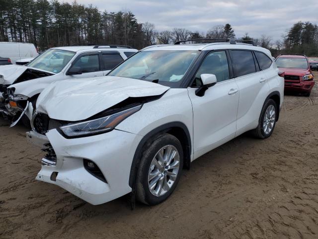 2022 TOYOTA HIGHLANDER LIMITED, 