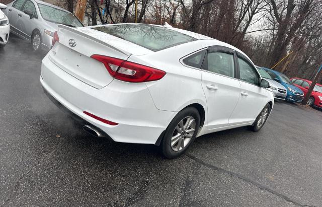 5NPE24AA1HH466050 - 2017 HYUNDAI SONATA ECO WHITE photo 4