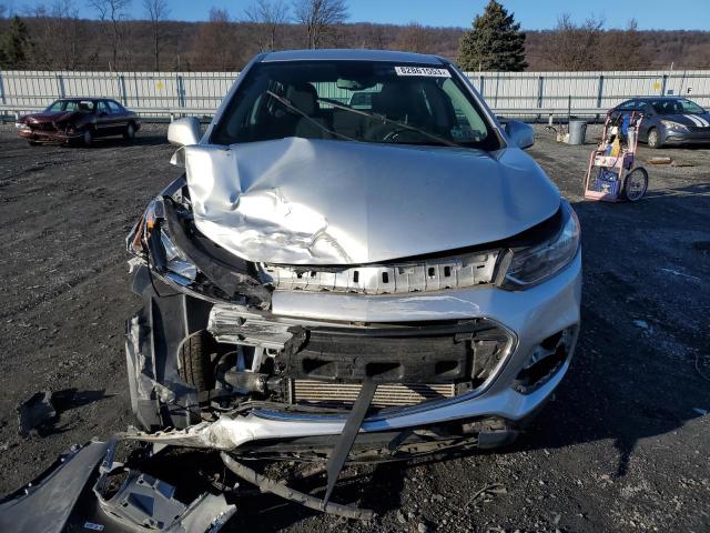 KL7CJNSB5JB609013 - 2018 CHEVROLET TRAX LS SILVER photo 5