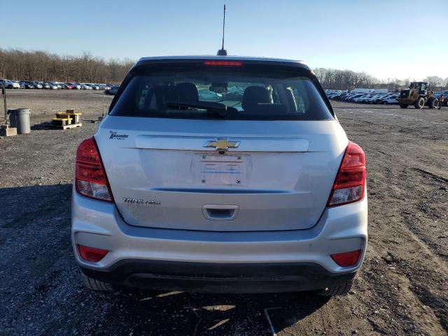 KL7CJNSB5JB609013 - 2018 CHEVROLET TRAX LS SILVER photo 6