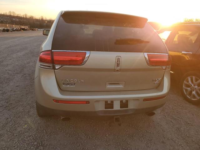 2LMDJ8JK1BBJ01675 - 2011 LINCOLN MKX BEIGE photo 6