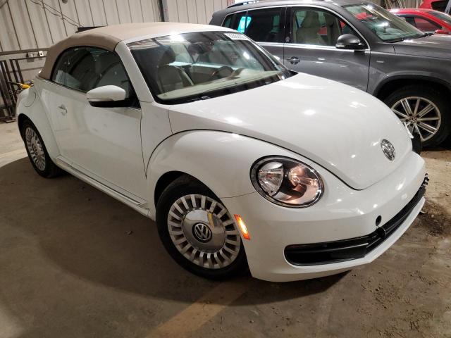 3VW517AT9GM800742 - 2016 VOLKSWAGEN BEETLE S/SE WHITE photo 4
