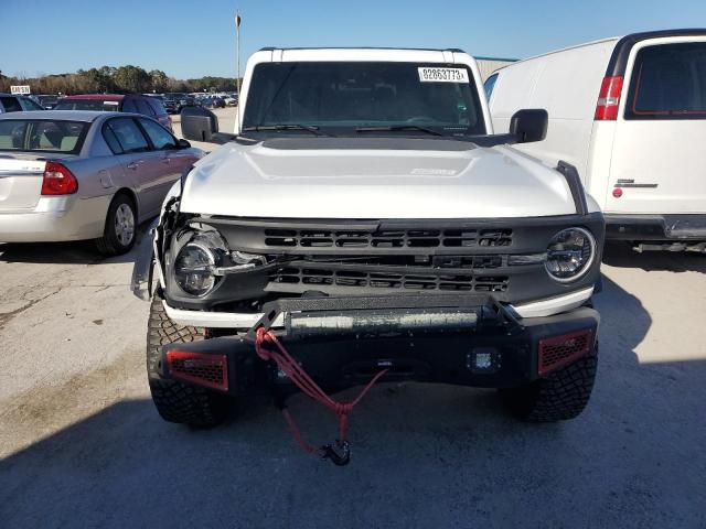 1FMDE5AH0NLA97433 - 2022 FORD BRONCO BASE WHITE photo 5