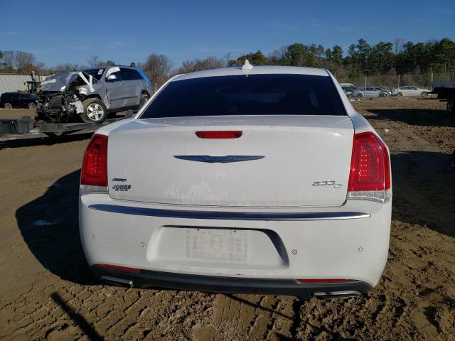 2C3CCASG9HH571647 - 2017 CHRYSLER 300C PLATINUM WHITE photo 6