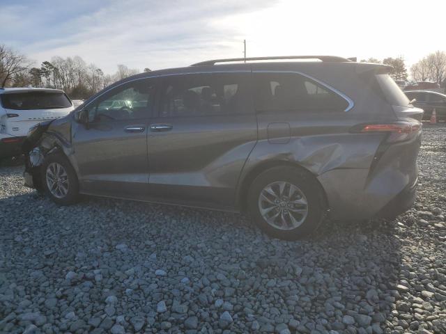 5TDYRKEC1MS027539 - 2021 TOYOTA SIENNA XLE GRAY photo 2