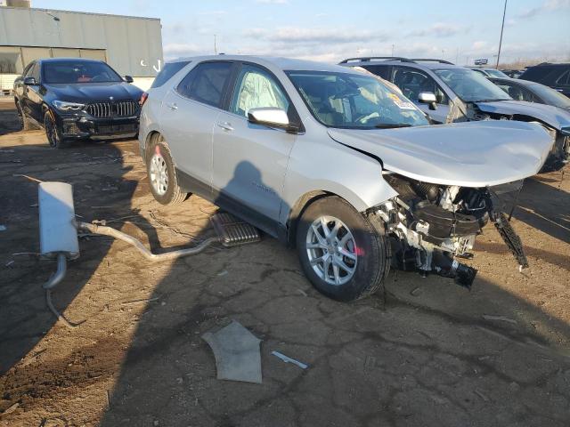 3GNAXKEV0NL274493 - 2022 CHEVROLET EQUINOX LT SILVER photo 4