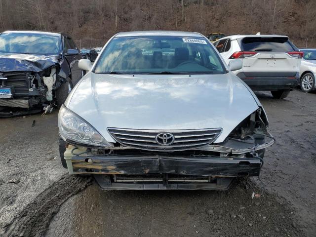 4T1BE32K75U952595 - 2005 TOYOTA CAMRY LE SILVER photo 5