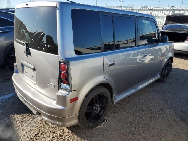 JTLKT324064117083 - 2006 TOYOTA SCION XB SILVER photo 3