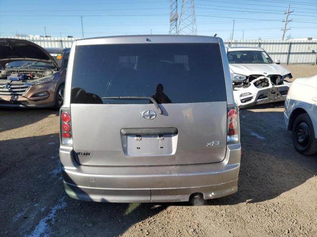 JTLKT324064117083 - 2006 TOYOTA SCION XB SILVER photo 6