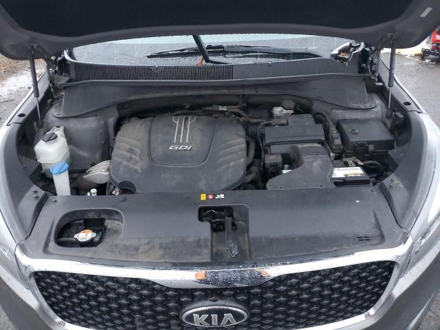 5XYPG4A50HG222975 - 2017 KIA SORENTO LX GRAY photo 12