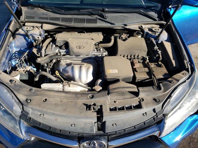 4T1BF1FK4HU758378 - 2017 TOYOTA CAMRY LE BLUE photo 11