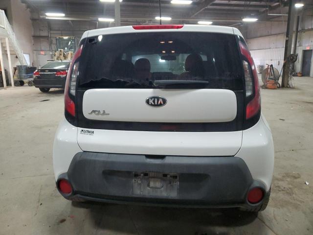 KNDJP3A53F7786744 - 2015 KIA SOUL + WHITE photo 6