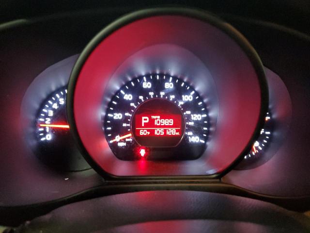 KNDJP3A53F7786744 - 2015 KIA SOUL + WHITE photo 9