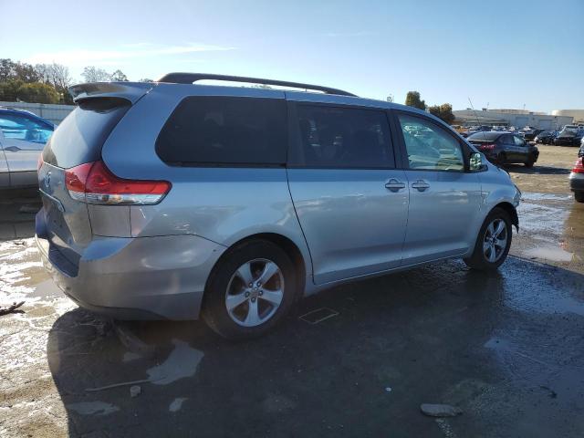 5TDKK3DC2BS129320 - 2011 TOYOTA SIENNA LE SILVER photo 3