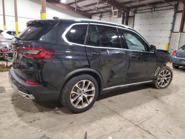 5UXCR6C01P9N71468 - 2023 BMW X5 XDRIVE40I BLACK photo 3