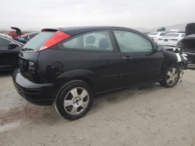 1FAHP31N27W139831 - 2007 FORD FOCUS ZX3 BLACK photo 3