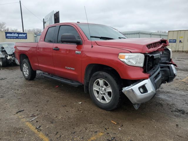 5TFUW5F16FX456002 - 2015 TOYOTA TUNDRA DOUBLE CAB SR/SR5 RED photo 4