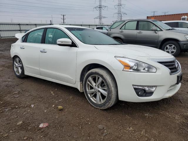 1N4AL3AP7FC255654 - 2015 NISSAN ALTIMA 2.5 WHITE photo 4