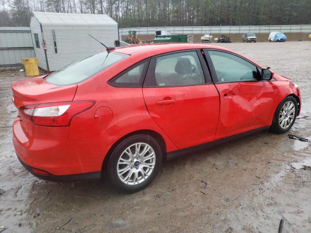 1FAHP3F25CL333280 - 2012 FORD FOCUS SE RED photo 3