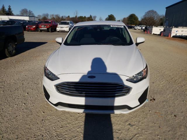 3FA6P0HD8LR167326 - 2020 FORD FUSION SE WHITE photo 5