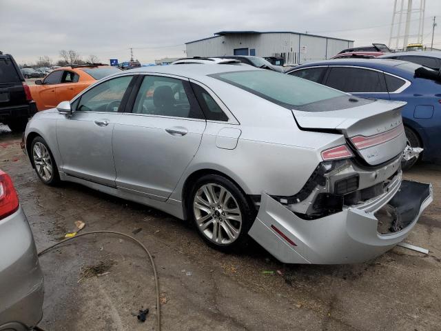 3LN6L2J96GR614874 - 2016 LINCOLN MKZ SILVER photo 2