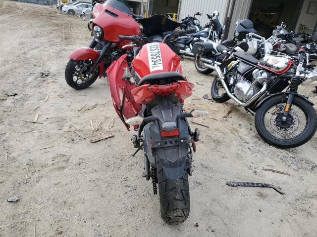 JKAEXEE16CDA03995 - 2012 KAWASAKI EX650 EC RED photo 4