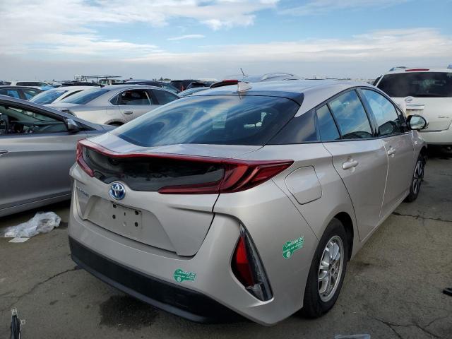 JTDKARFP5H3035657 - 2017 TOYOTA PRIUS PRIM SILVER photo 3