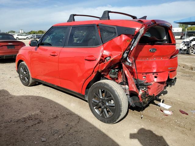 KNDJ33AU0L7724555 - 2020 KIA SOUL EX RED photo 2