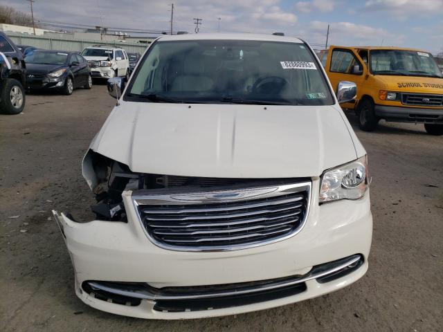 2C4RC1CGXDR589289 - 2013 CHRYSLER TOWN & COU TOURING L WHITE photo 5
