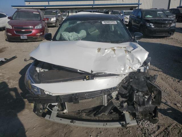 3N1AB8DV8NY236298 - 2022 NISSAN SENTRA SR WHITE photo 5