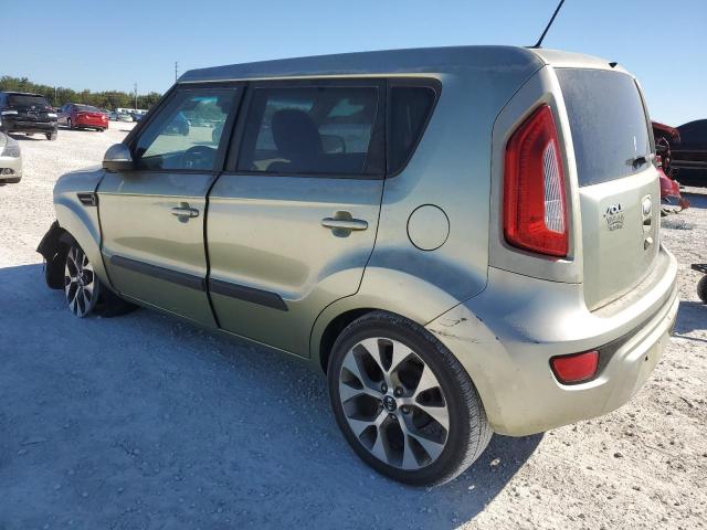 KNDJT2A6XD7610804 - 2013 KIA SOUL + GREEN photo 2