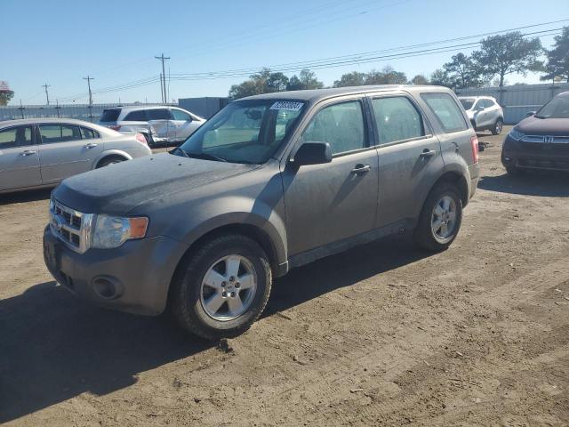 2012 FORD ESCAPE XLS, 