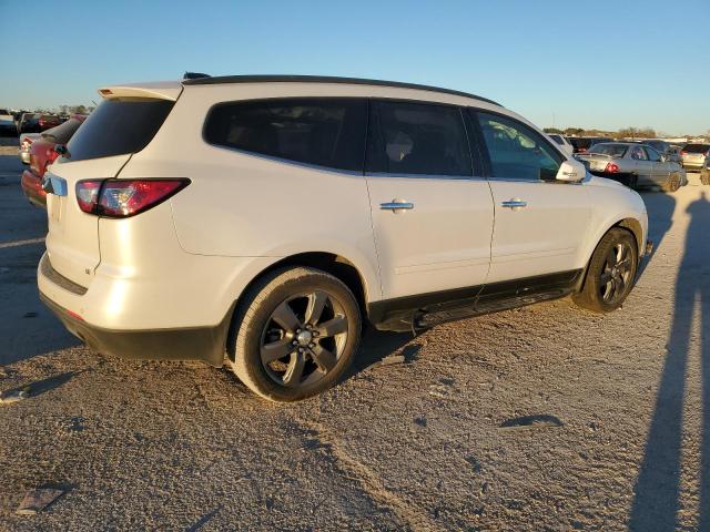 1GNKRHKD3HJ275808 - 2017 CHEVROLET TRAVERSE LT WHITE photo 3