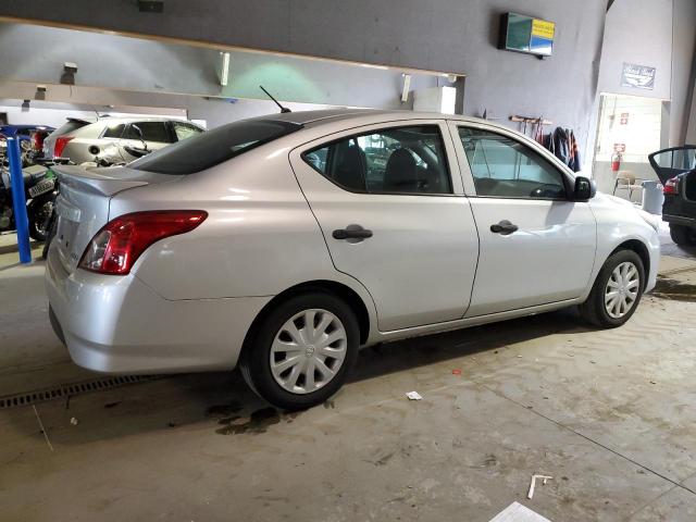 3N1CN7AP3FL846219 - 2015 NISSAN VERSA S SILVER photo 3